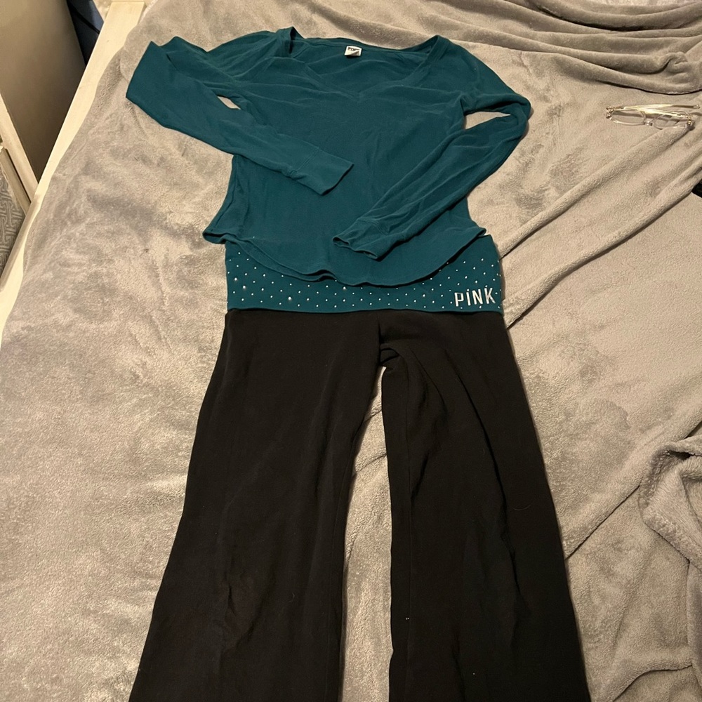 Victoria’s secret Pink matching outfit Top S Pants M